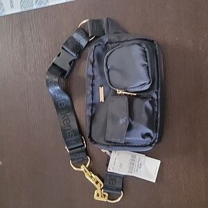 BLACK KENSIE NYLON CROSSBODY WAIST FANNY PACK FRONT POCKETS